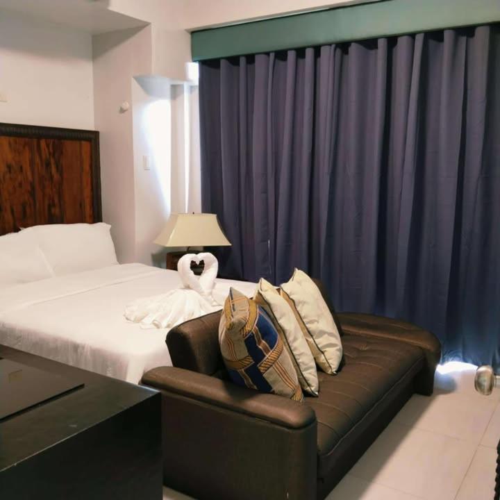 Pico De Loro Beach And Country Club Cutad Esterno foto